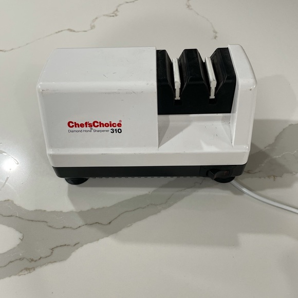 Chef's Choice Diamond Hone Knife Sharpener - Picture 4 of 4